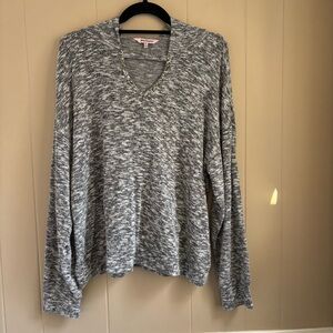 Juicy Couture Gray Long Sleeve Knit Top with Sparkling Trim. Very Soft..Size XL